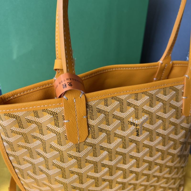 Goyard Shopping Bags